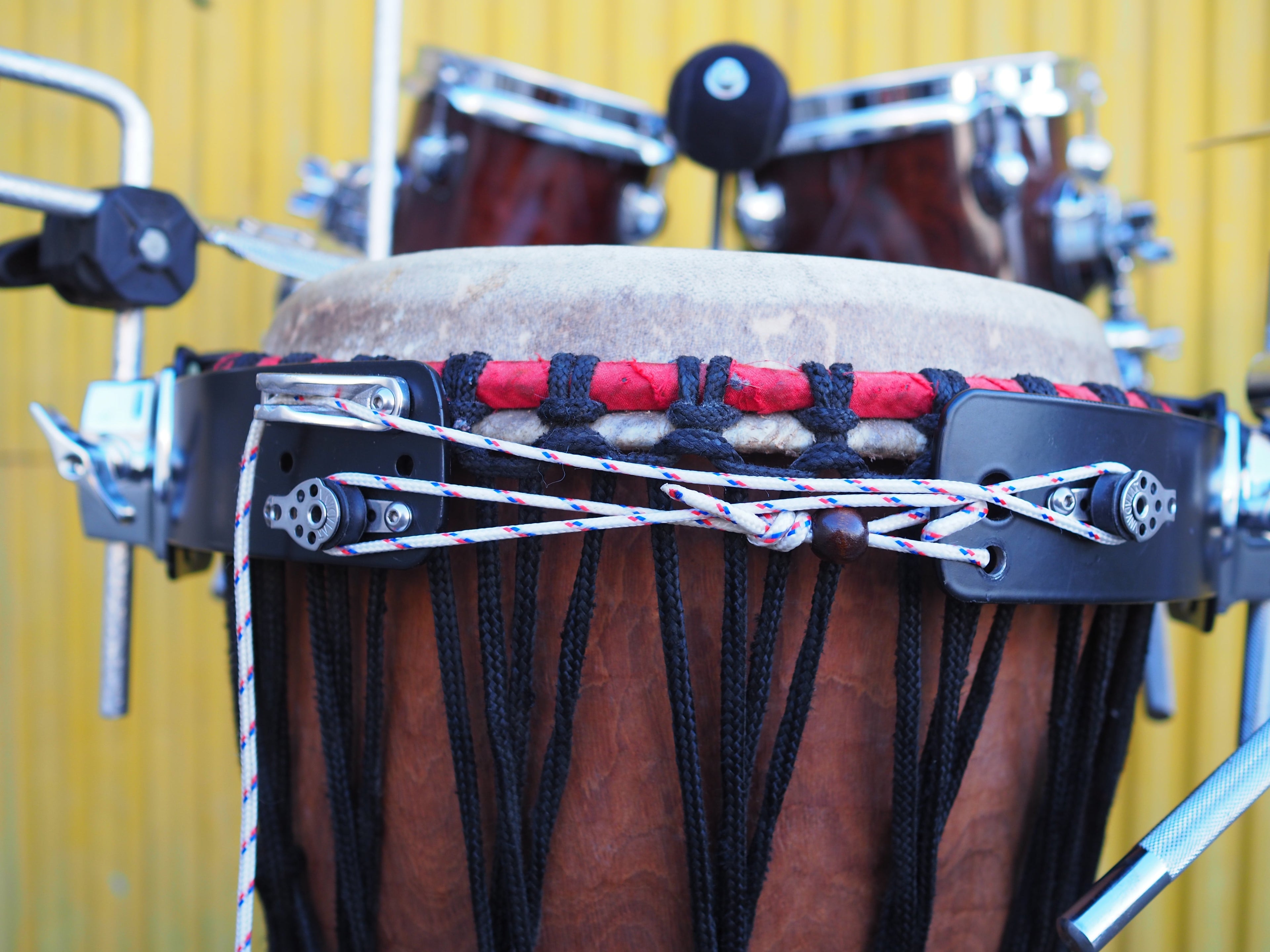 Inspired by Sailing: How the Nomadrum Hoop Grips Almost Any Djembe