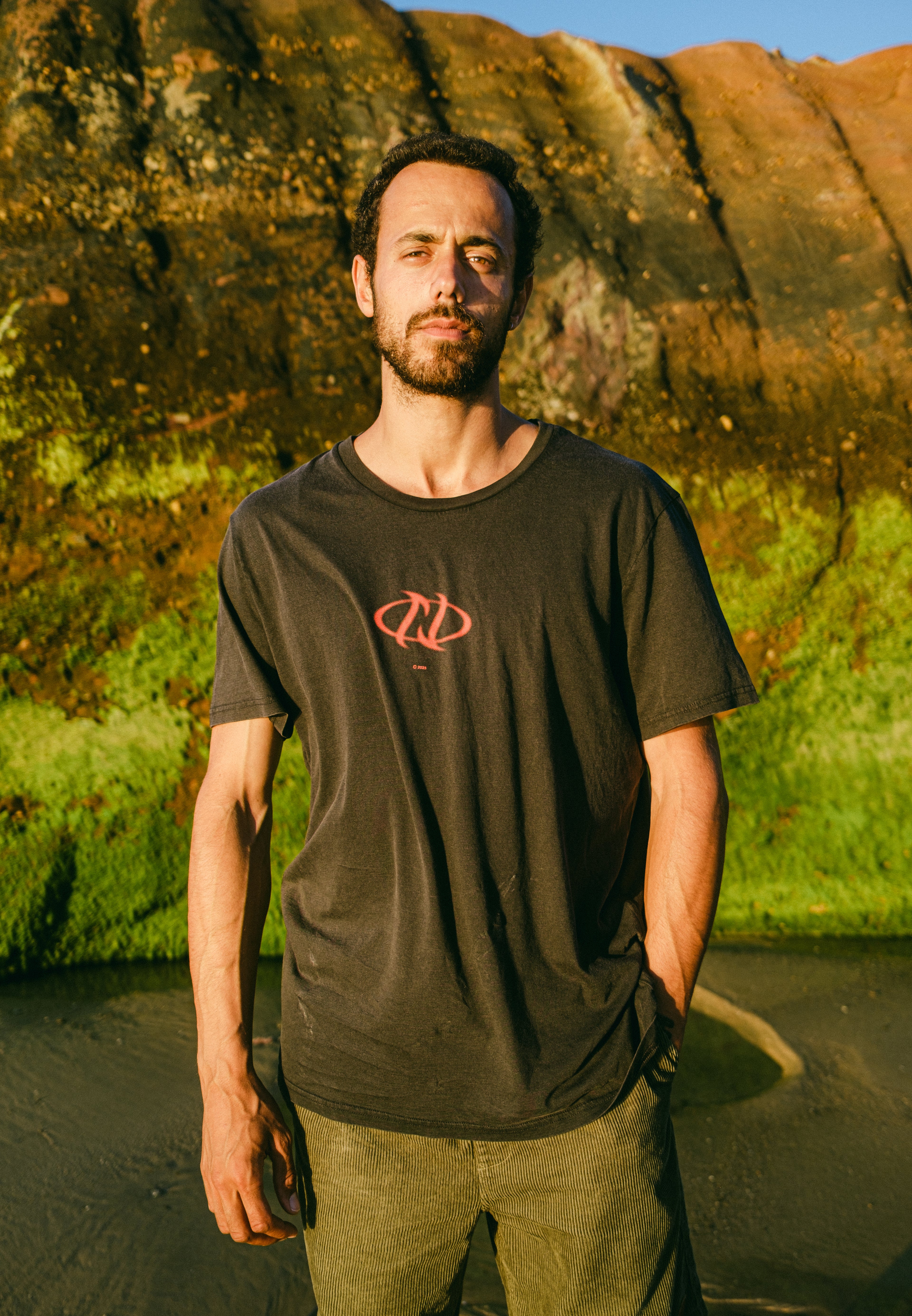 T-shirt - "Travel Light, Play Loud"